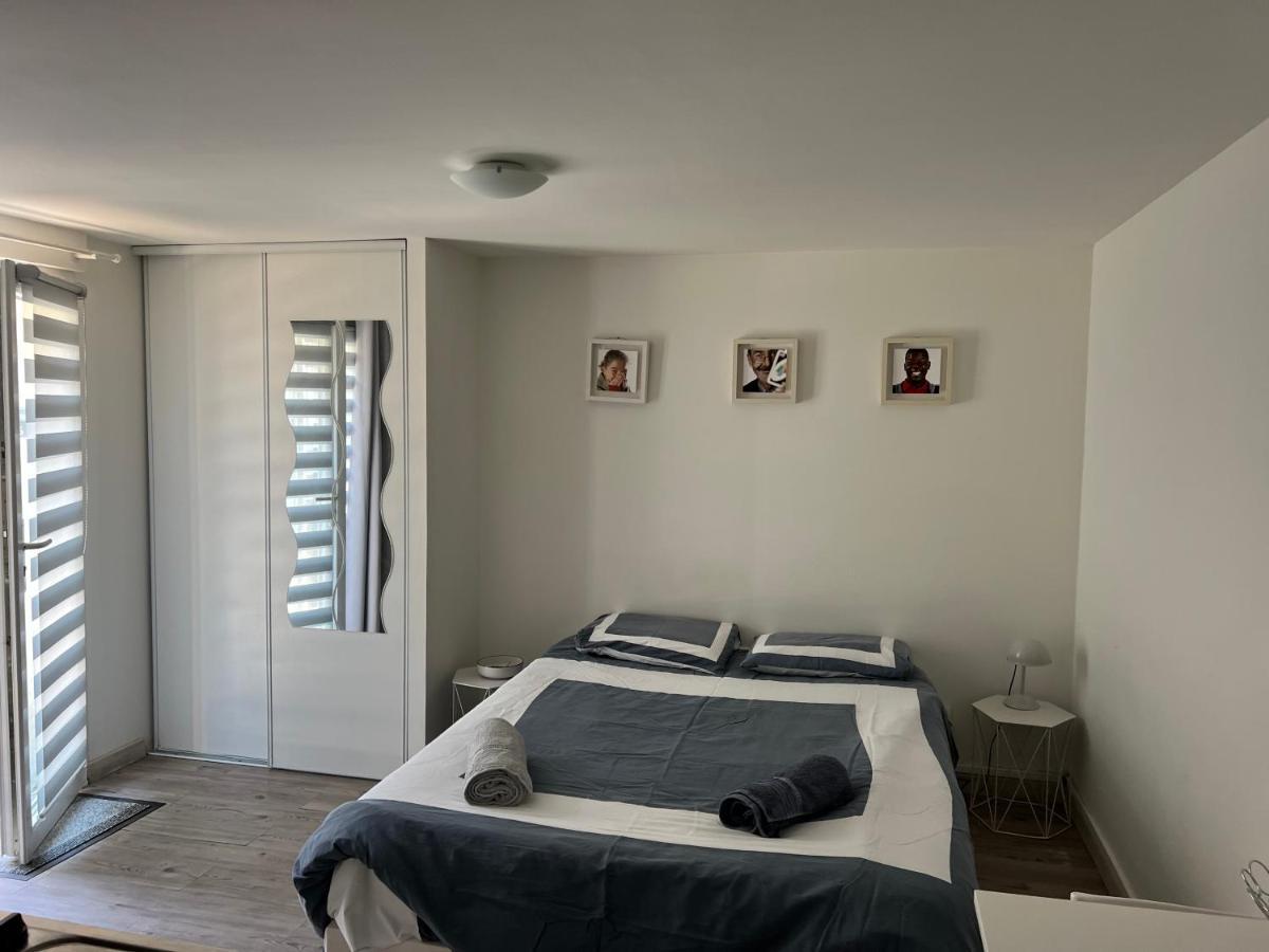 Calme Et Independant Proche Tours Apartment *